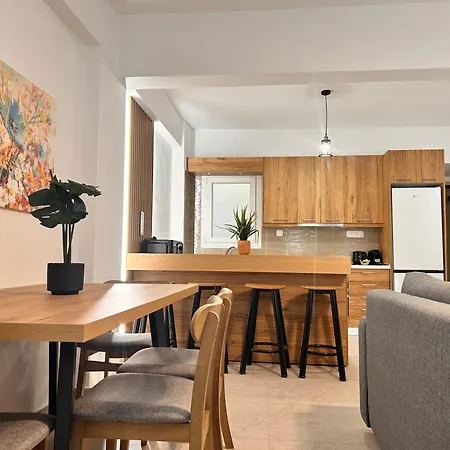 Quince 2 Apartment